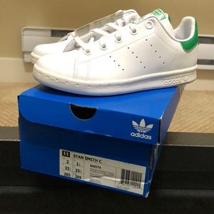 Stan Smith Kids Boys Girls Size 2.